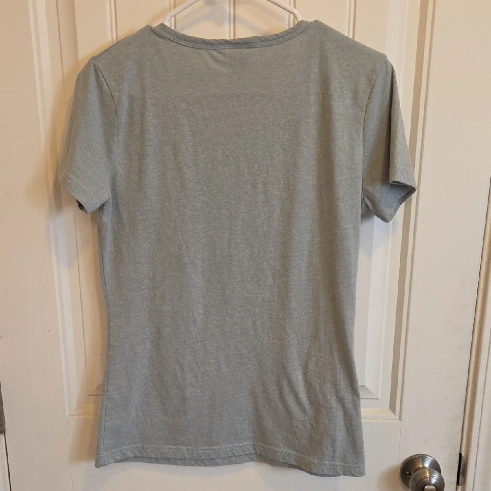 Mint Green Daisy Print V-neck Short Sleeve Tshirt - Picture 4 of 6